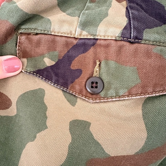 EUC J. Crew Men’s Camo Chinos 36 x 32 - Picture 4 of 5